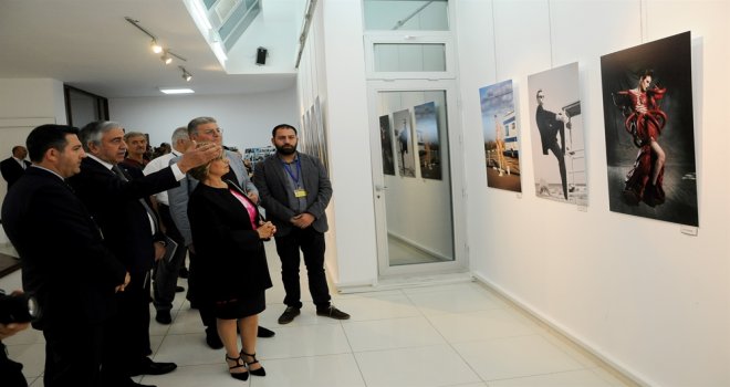 KIFSAD’IN “THE FASHION WORKSHOP” SERGİSİ AKM’DE DÜN AKŞAM AÇILDI..