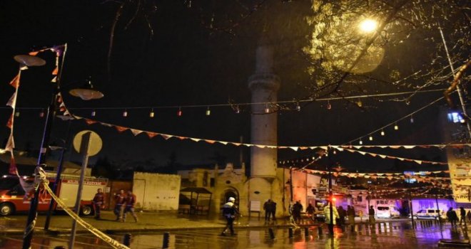 KİLİS'E ROKETLİ SALDIRIDA 1 KİŞİ ÖLDÜ