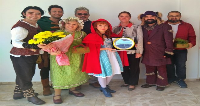 KIRMIZI BAŞLIKLI KIZ OYUNU YARIN VE PERŞEMBE GİRNE’DE SAHNELENECEK