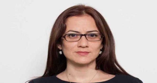 "Kız çocuklarında erkeklere hizmeti öğretiyorlar..."