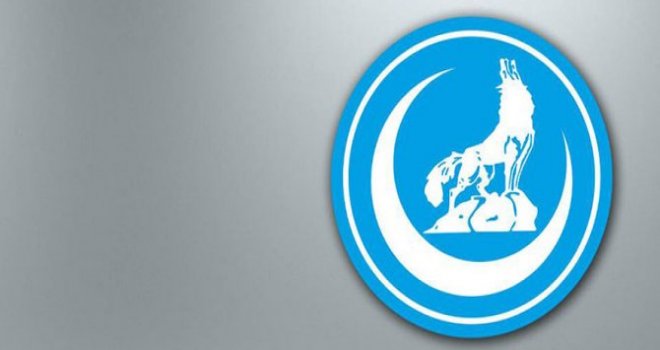 KKTC ÜLKÜ OCAKLARI’NDAN DİN İŞLERİ BAŞKANI ATALAY’A BAYRAK KONUSUNDA TEPKİ