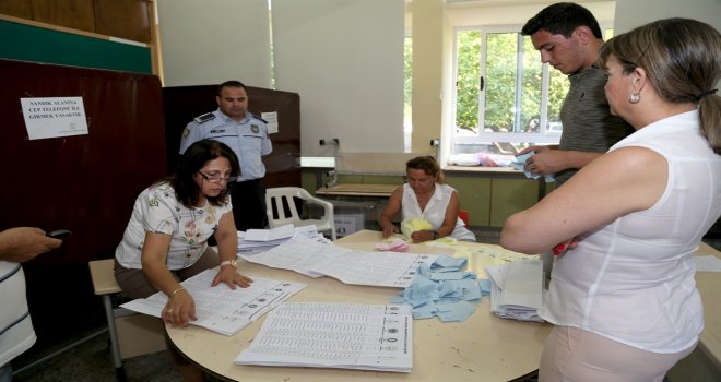 KKTC’DE YEREL SEÇİM SONUÇLARI...ALTI İLÇEDE BELEDİYE BAŞKANLARI DEĞİŞMEDİ