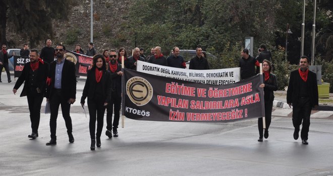 KTOEÖS “24 KASIM ÖĞRETMENLER GÜNÜ” DOLAYISIYLA EYLEM YAPTI