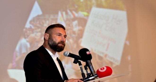 KTÖS, okullardaki yetersizliklerle ilgili Eğitim Bakanını eleştirdi