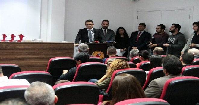 KUTLU ADALI BASIN ÖDÜLLERİ DAĞITILDI... ERHÜRMAN: "DOĞRU YOLDA GİTMİYORUZ. HEPİMİZ DAHA ÇOK ÇALIŞMALIYIZ."