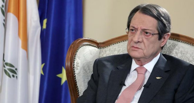 Kuzeydeki mallarla ilgili arşiv Anastasiadis’e teslim edildi