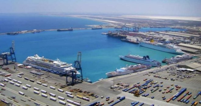 Larnaka Limanı, geçici olarak “savaş limanı” oluyor
