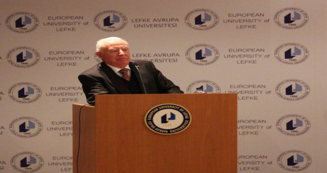 LAÜ’de “Divan Şiirinde Günlük Hayat” konusu irdelendi 