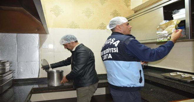 LEFKOŞA’DA DENETLENEN 57 İŞ YERİNDEN 9’UNA İHBAR
