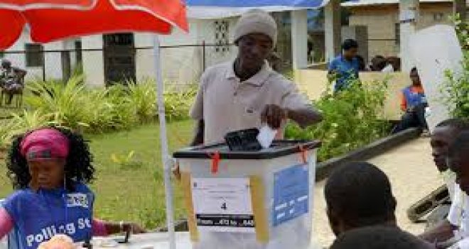 LİBERYA'DA HALK YARIN YENİ DEVLET BAŞKANINI SEÇECEK