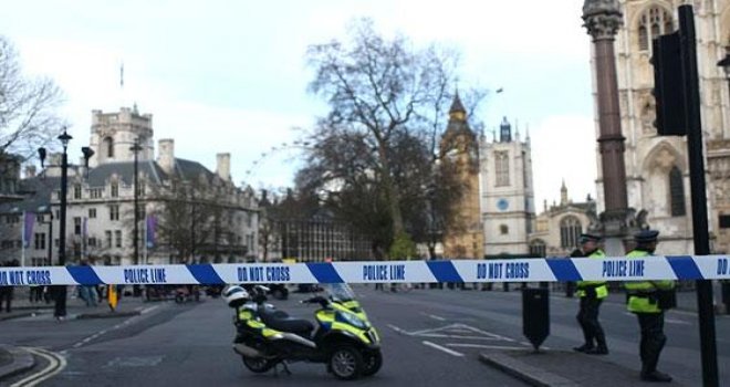 Londra'daki terör saldırısının failinin, uluslararası terörden ilham aldığı düşünülüyor...