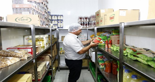 LTB 68 İŞ YERİNİ DENETLEDİ… BİR KUAFÖR SALONUNUN FAALİYETİ GEÇİCİ OLARAK DURDURULDU