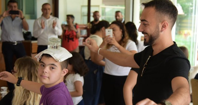 LTB RİTMO'RKESTRA GRUBU İLE LTB ENGELSİZ HALK DANSLARI EKİBİ DÜNYA ÇOCUK GÜNÜ’NÜ KUTLADI
