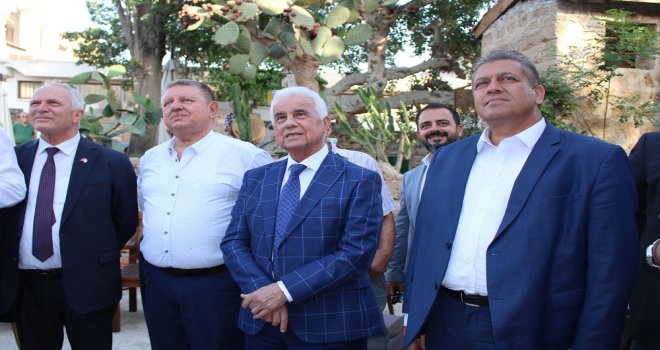 “MAĞUSA HİKAYESİ CANLANIYOR” SERGİSİ AÇILDI