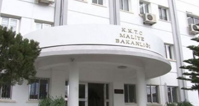 Maliye yine borçlanıyor