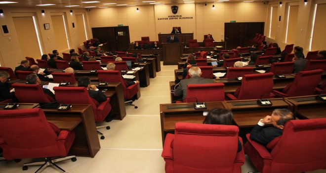 MECLİS HÜKÜMET PROGRAMINI GÖRÜŞÜYOR.