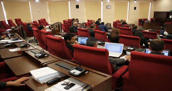 MECLİSTE BÜTÇE MARATONU SÜRÜYOR... BUGÜN POLİS, GKK, SİVİL SAVUNMA VE İÇİŞLERİ BAKANLIĞI BÜTÇELERİ GÖRÜŞÜLECEK.