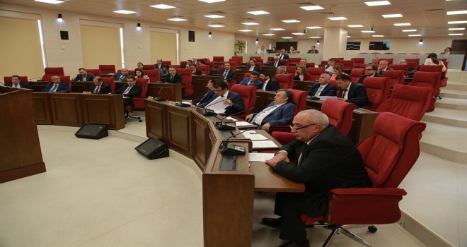 MECLİSTE GÜNCEL KONUŞMALAR YAPILDI...KIBRIS KONUSU, AB KARARI VE MARONİTLERE YAPILAN YARDIMLAR TARTIŞILDI.