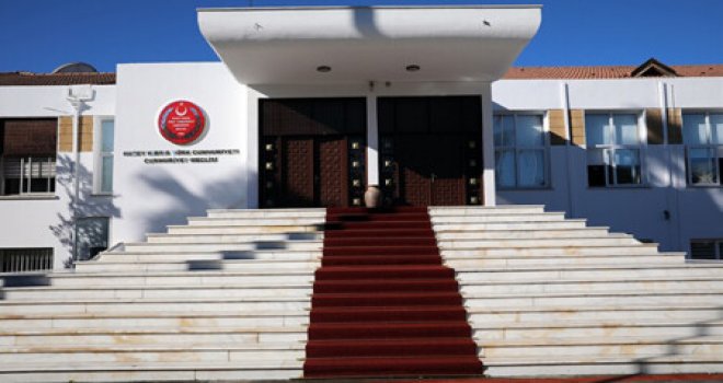 Meclis’te UBP ve CTP grup toplantıları yapıyor