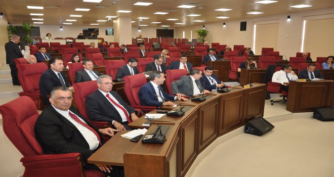 MECLİS’TE YAZ SAATİ UYGULAMASI VE AB UYUM YASALARI KONUŞULDU