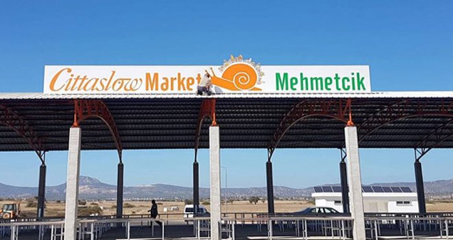 Mehmetçik’te ata tohumları ile üretilen ürünlere ilgi büyüktü