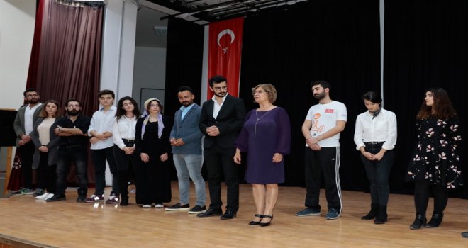 MERAL AKINCI: “DÜNYANIN GELİŞMİŞ TOPLUMLARI İLE ÜLKEMİZDEKİ KADINA KARŞI ŞİDDET BENZER ORANLARDA”