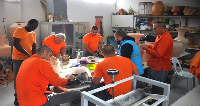 MERKEZİ CEZAEVİNDE MESLEKİ EĞİTİM KURSLARI BAŞLADI
