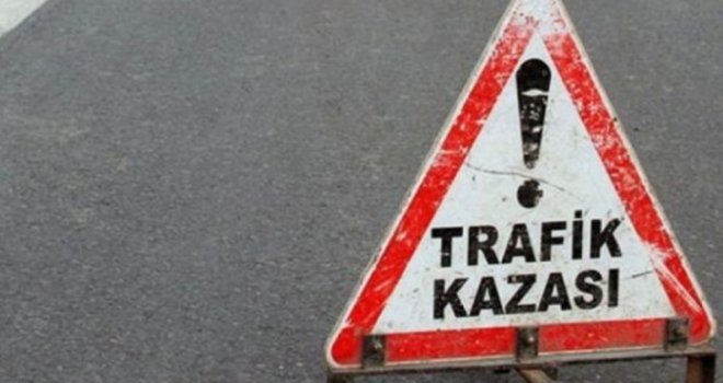 Metehan-Alayköy yolunda kaza: Araç tavanı üzerine devrildi