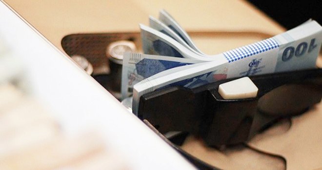 Mevduat-Kredi farkı 4.4 milyar TL’ye çıktı
