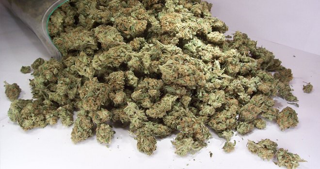 Narkotikten "Kasırga Operasyonu": 6 Kilo uyuşturucu ele geçirildi