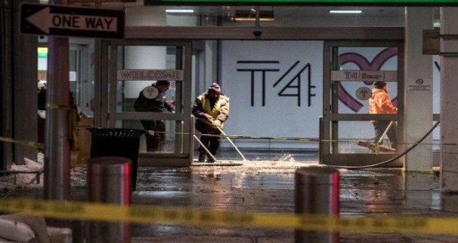 NEW YORK JFK HAVALİMANI'NI SU BASTI