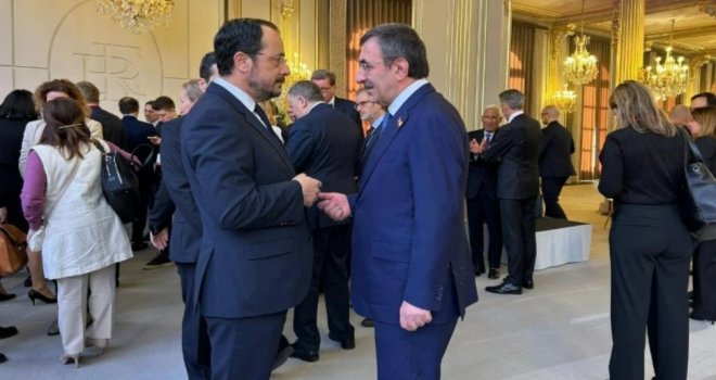 Nikos Hristodulidis: Türkiye ile diyalog kademeli olarak başlamalı