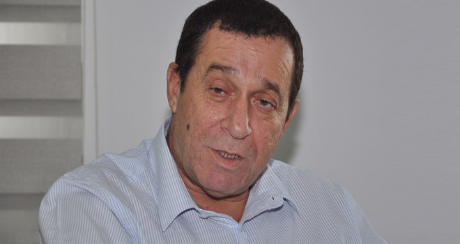 Okullar neden açılmadı anlamadım, büyükler kaparsa çocuklara zaten bulaştıracak