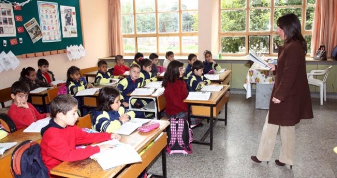Okullarda yeni salgın endişesi! Tabiplerden önemli uyarı