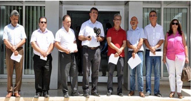 OKULLARIN ANAHTARLARINI BAKANLIĞA VERECEĞİZ