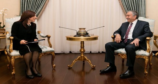 Ombudsman Dizdarlı Akıncı'ya 6 Aylık Raporunu Sundu