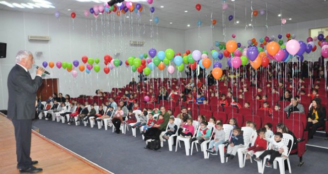 ÖZÇINAR 1 HAZİRAN DÜNYA ÇOCUK GÜNÜ NEDENİYLE MESAJ YAYIMLADI