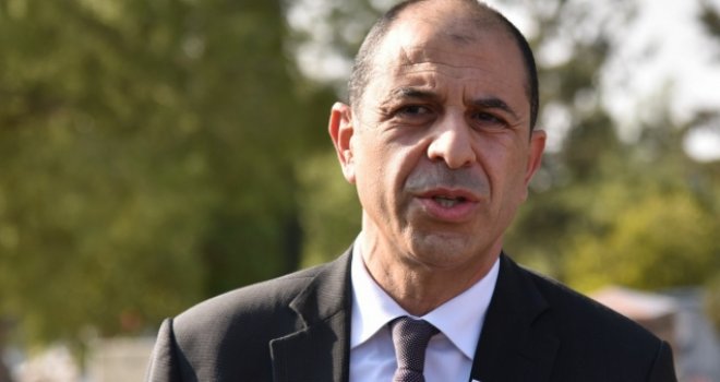Özersay'dan CTP'ye çağrı: Hükümete sahne kurmaktan çıkılmalı