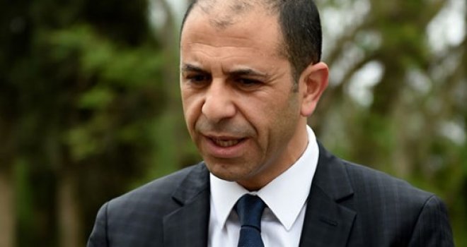 Özersay’ın açıklamaları Rum basınında: “Seçilmesi durumunda Maraş’ın açılmasını başaracağını söylüyor”