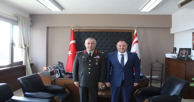 Öztürkler: Askerimiz, Ada'daki barışın ve huzurun teminatıdır