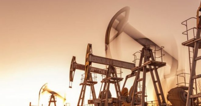Petrol tırmanışa geçti