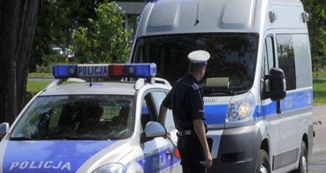 Polonya’da AVM’de saldırı
