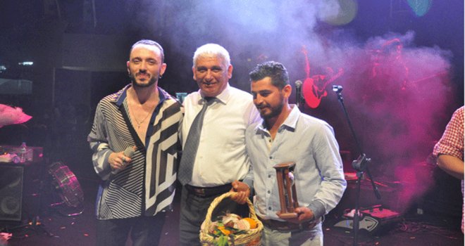 Portakal Festivali'nde Mabel Matiz sahne aldı