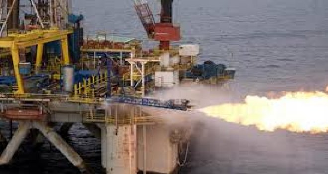ROSNEFT, ZOHR DOĞALGAZ SAHASINDAN HİSSE ALDI