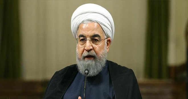 Ruhani: Karşı taraf vaatlerine bağlı kalırsa İran da taahhütlerine dönecektir