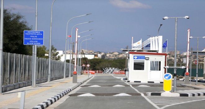 Rum Basını: Sınır kapılarını kapalı tutarak taktik oyunlarını sürdürüyorlar