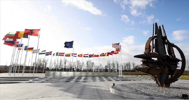 Rumların büyük çoğunluğu Güney Kıbrıs’ın NATO’ya katılımından yana