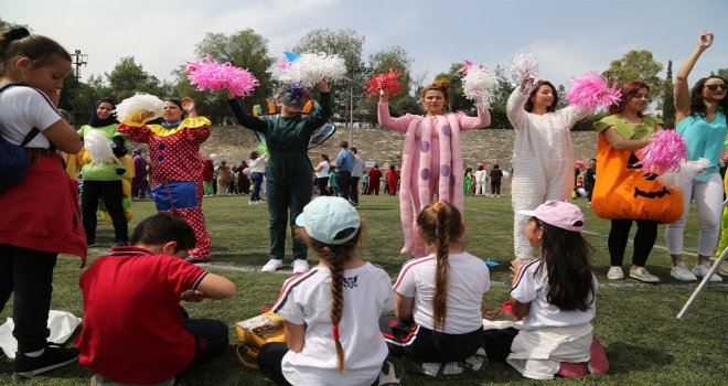 RÜZGÂR GÜLÜ ÇOCUK FESTİVALİ…