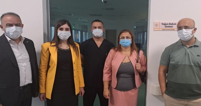 Sağlık Bakanı Altuğra, Acil Durum Hastanesi'nde incelemelerde bulundu