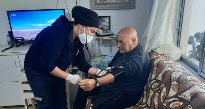 Sağlıkta Sen gelemezsen biz geliriz hizmetleri devam ediyor